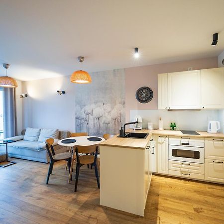 Apartament Baltycka 19 Surfingbird Kolobrzeg Bagian luar foto
